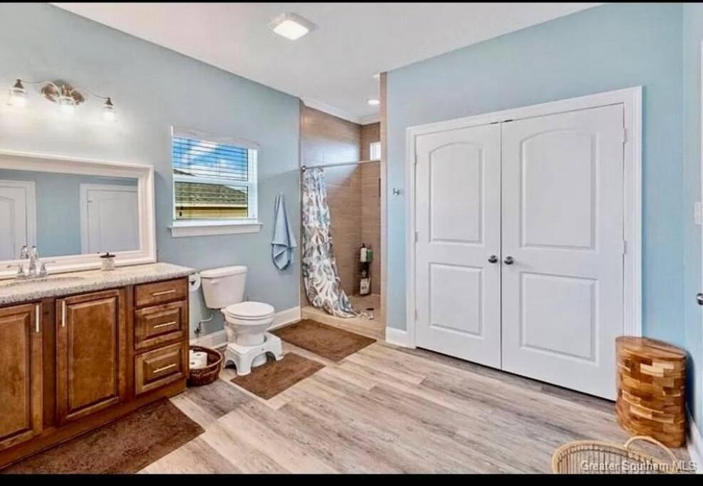 Oceanfront Home Near Hollybeach 卡梅伦 外观 照片