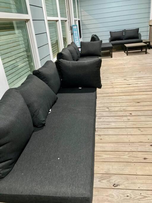 Oceanfront Home Near Hollybeach 卡梅伦 外观 照片